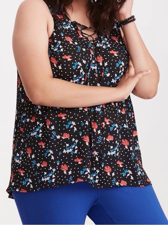 torrid Tops - Torrid 2 Women's Black Floral Sleeveless Blouse